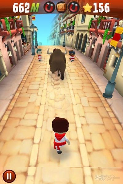 仕掛けたっぷりのエンドレスランスマホゲーム、Running with Friends Free