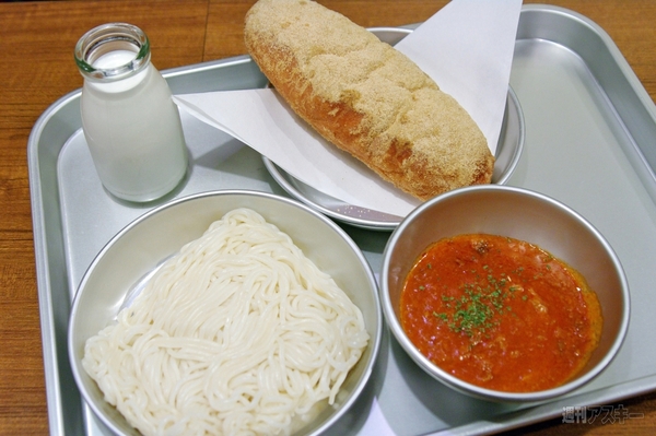 【アキバ食い倒れ部2013】メイドカフェ2　写真