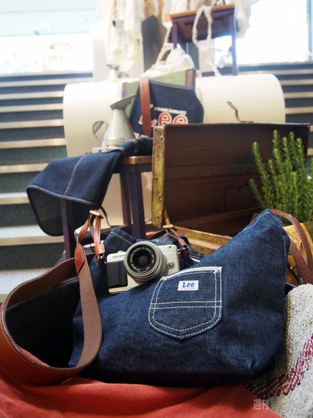 130626_moro_cameragirl03B