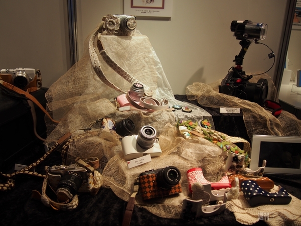 130626_moro_cameragirl03