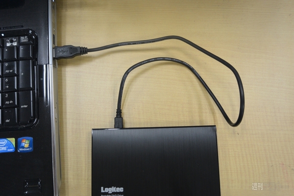 スマホで寝ながらDVDを観れる『LDR-PUA8U2S』を試してみた