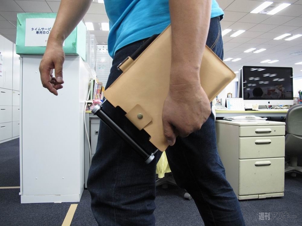 enchantMOON唯一にして至高の本革ケースを試してみた