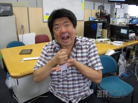 iPadを二度と落とせなくなるタブレットバンドがスゴイ