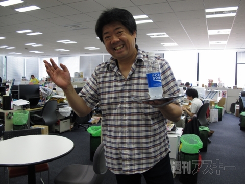 iPadを二度と落とせなくなるタブレットバンドがスゴイ