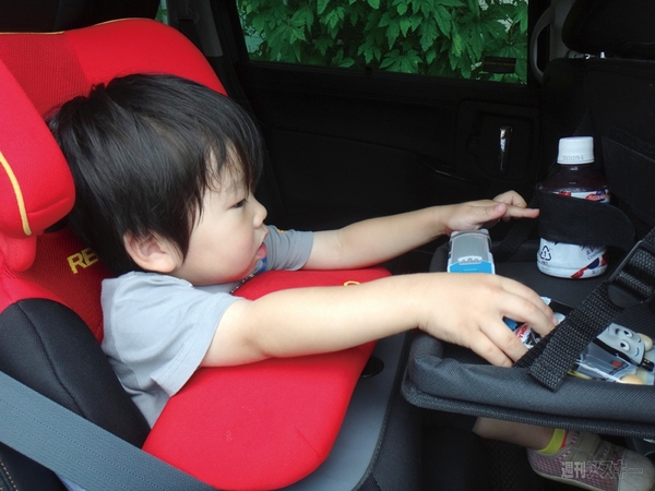 車内用スマホ＆タブレット関連グッズ