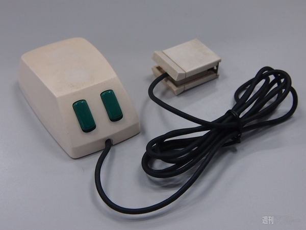 マウスの中にはコロコロ本能を満たすボール