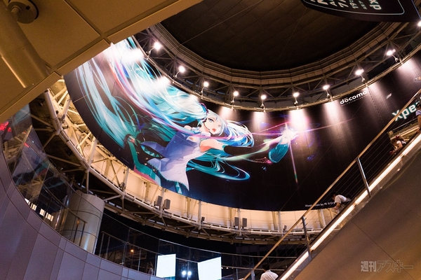 六本木ヒルズへ急げ！　ミクさんが歌って踊るARステージは週末まで