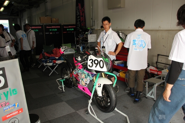 ミク テト 鈴鹿4耐レポート