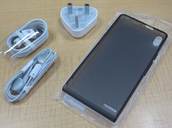 ファーウェイ『Ascend P6』はまるでAppleが作ったようなAndroidスマホ