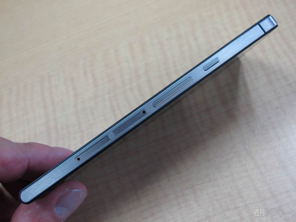 ファーウェイ『Ascend P6』はまるでAppleが作ったようなAndroidスマホ