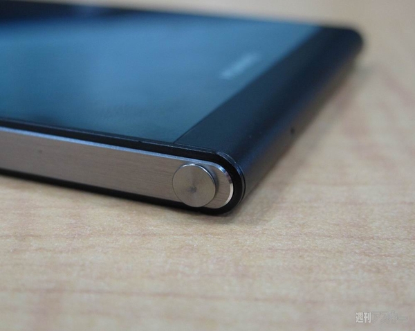 ファーウェイ『Ascend P6』はまるでAppleが作ったようなAndroidスマホ