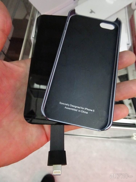 夏休みに行きたいスマホ関連ショップ3選