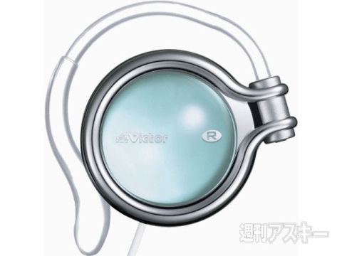 音楽を聴くときに使うヘッドホン、イヤホンは？