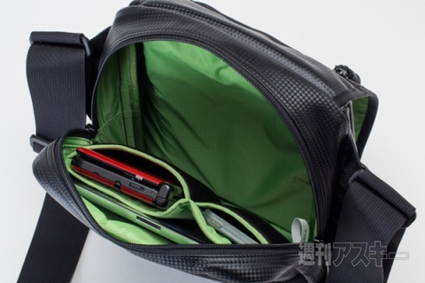 ATTRACT  アンドロイド 7インチタブレット フラップショルダー