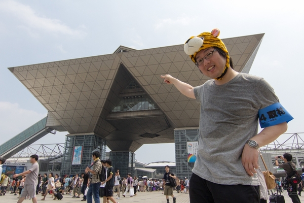 猛暑で大変コミケ3日目に颯爽とジサトラハッチが登場