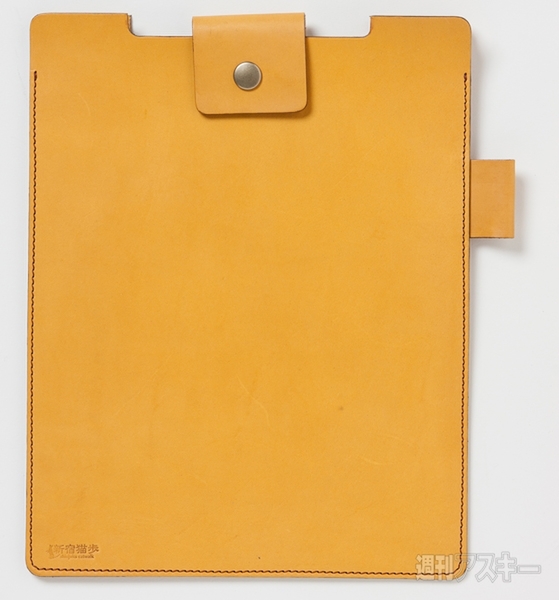 enchantMOON レザーケース ペンホルダー付き