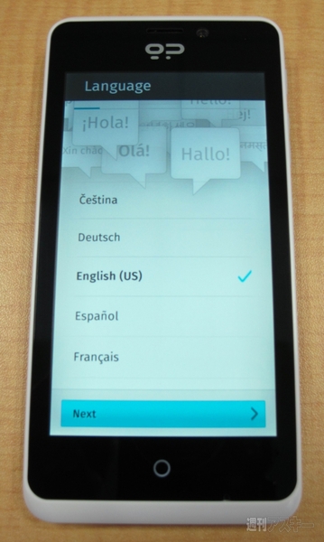 Firefox OS開発者向け端末『Geeksphone Peak』フォトレビュー