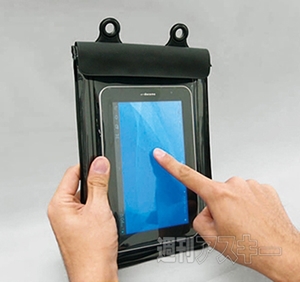 新型Nexus7をもっと便利にするデジギアまとめ：7インチバッグ、Qi対応充電器、NFCスピーカーなど