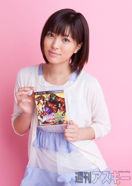 944号表紙の人・荒井萌