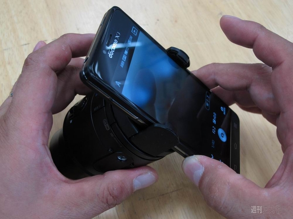 スマホと合体するレンズ型デジカメ『DSC-QX10/100』レビュー