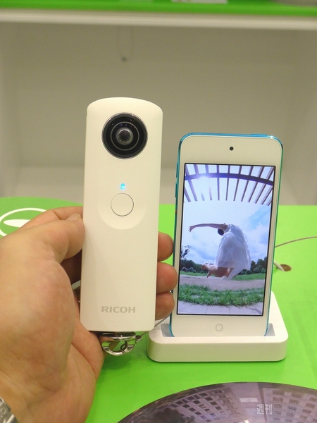 スマートウォッチも全天周カメラもナビもコーヒーメーカーも全部触ってみた：IFA2013