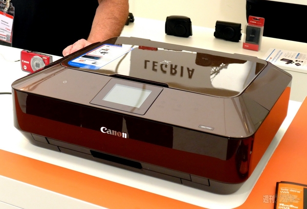 スマートウォッチも全天周カメラもナビもコーヒーメーカーも全部触ってみた：IFA2013