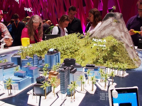 ノキア初のWP8ファブレット『Lumia 1520』への期待と課題