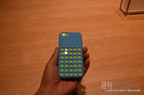 iPhone 5sと5cの実機レビューを国内最速レポート！リアルタイム更新中