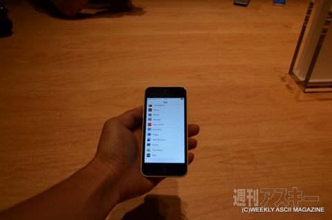 iPhone 5sと5cの実機レビューを国内最速レポート！リアルタイム更新中