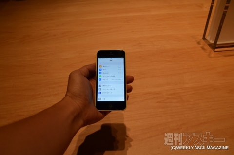 iPhone 5sと5cの実機レビューを国内最速レポート！リアルタイム更新中