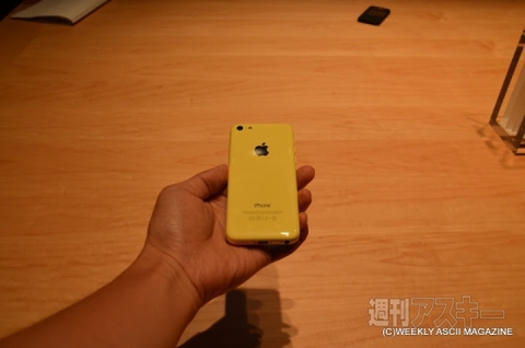 iPhone 5sと5cの実機レビューを国内最速レポート！リアルタイム更新中