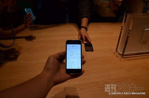iPhone 5sと5cの実機レビューを国内最速レポート！リアルタイム更新中