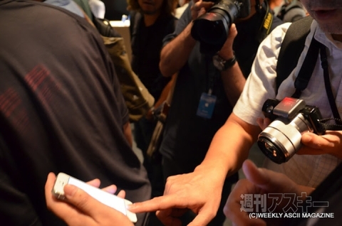 iPhone 5sと5cの実機レビューを国内最速レポート！リアルタイム更新中