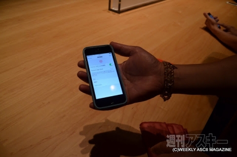 iPhone 5sと5cの実機レビューを国内最速レポート！ドコモテザリング確認（リアルタイム更新中）