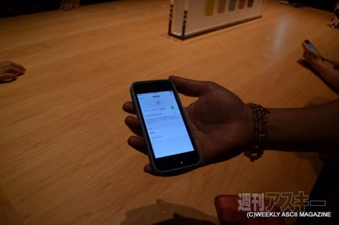 iPhone 5sと5cの実機レビューを国内最速レポート！ドコモテザリング確認（リアルタイム更新中）