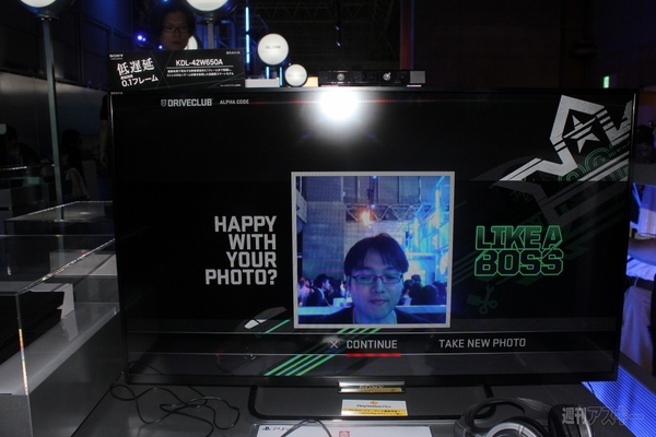 映像がキレイでコントローラーが軽く軽快PS4実機レビュー