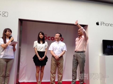 iPhone5s、5c発売行列レポート 朝の銀座、有楽町、原宿編