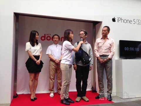 iPhone5s、5c発売行列レポート 朝の銀座、有楽町、原宿編