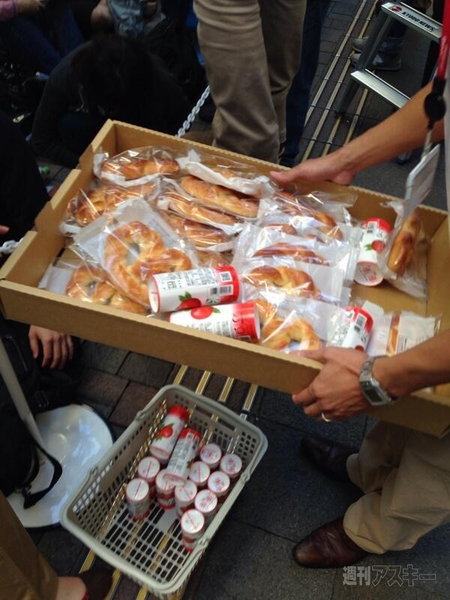 iPhone5s、5c発売行列レポート 朝の銀座、有楽町、原宿編