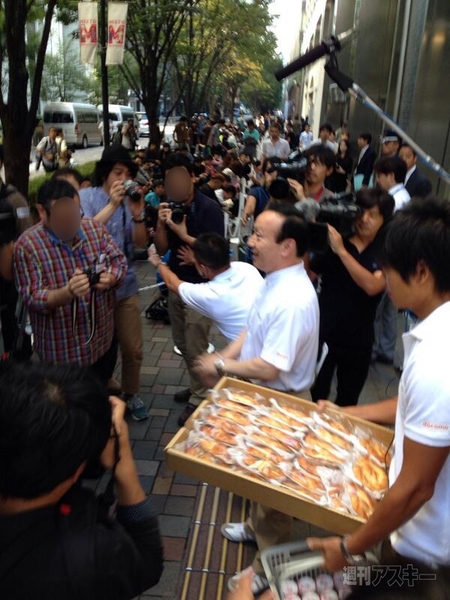 iPhone5s、5c発売行列レポート 朝の銀座、有楽町、原宿編