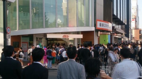 iPhone5s、5c発売行列レポート 朝の銀座、有楽町、原宿編