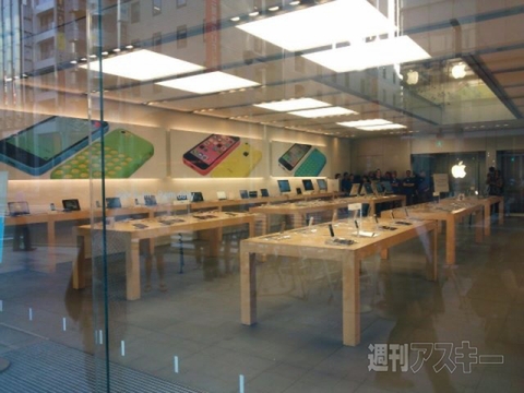 iPhone5s、5c発売行列レポート 朝の銀座、有楽町、原宿編