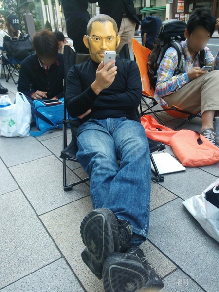 iPhone5s、5c発売行列レポート 朝の銀座、有楽町、原宿編