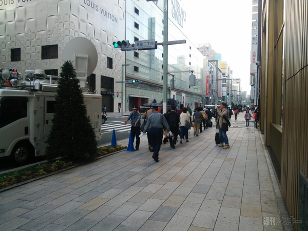 iPhone5s、5c発売行列レポート 朝の銀座、有楽町、原宿編