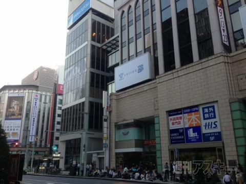 iPhone5s、5c発売行列レポート 朝の銀座、有楽町、原宿編