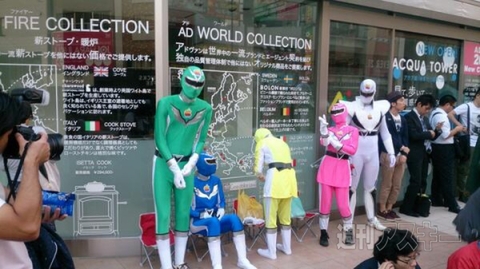 iPhone5s、5c発売行列レポート 朝の銀座、有楽町、原宿編