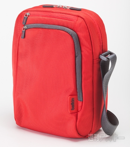 belkin タブレット対応メッセンジャーバッグ