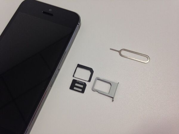 iPhone5scSIMFree