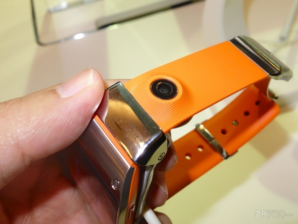 GALAXY Note3とGearが韓国で発売 曲面ディスプレー搭載スマホは10月