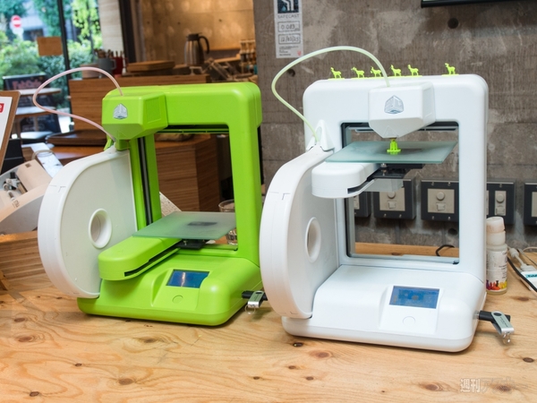 3Dプリンターを体験できるワーク・カフェ4選 - 週刊アスキー